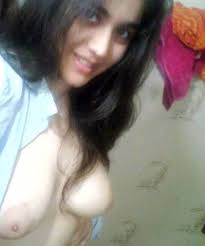 Indian Girls Showing Their Pussies - nude sexy indian girl showing of her hairy pussy
