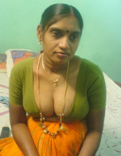 Big Tit Indian Bhabhi - South Indian Desi Bhabhi Naked Photos