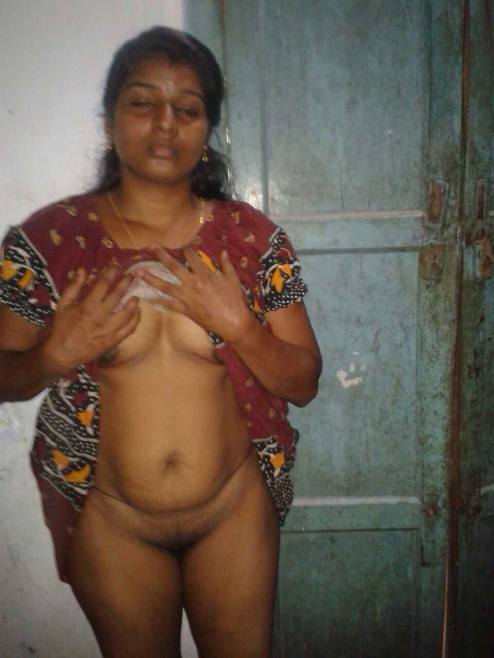 Pakistani village girl free porn images
