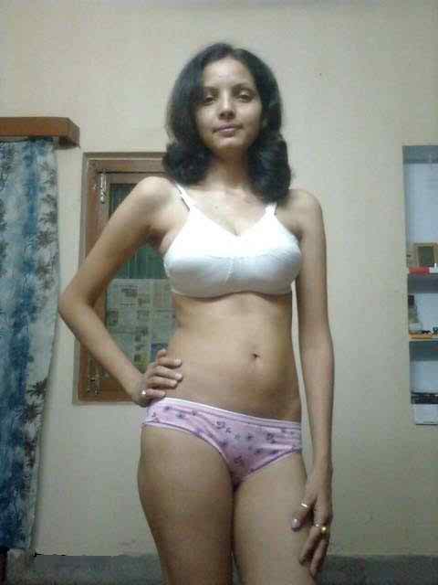 480px x 640px - Desi Indian College Slim Girls Naked Pics