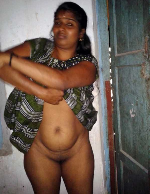 598px x 771px - South Indian Desi Bhabhi Naked Photos
