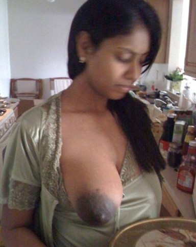 Indian Gf Big Tits - Desi Amateur Bhabhi Boobs Leaked Pics