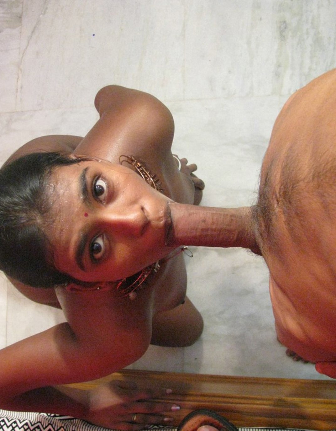 Housewife Blowjob Xxx - Horny Desi Housewives Blowjob Porn XXX Pics